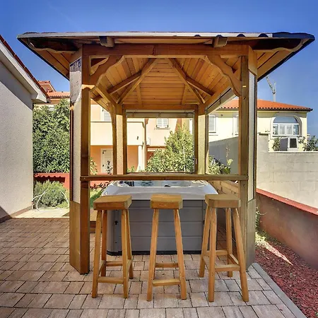 Casa vacanze With Terrace And Outdoor Kitchen *