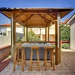 Σπίτι διακοπών In Croatia Near Stunning Beaches