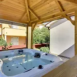 In Croatia Near Stunning Beaches Σπίτι διακοπών *