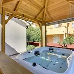 Σπίτι διακοπών In Croatia Near Stunning Beaches *